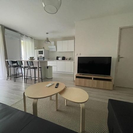Splendide Appartement 3 Pieces - Parking Et Clim วาลองซ์ ภายนอก รูปภาพ