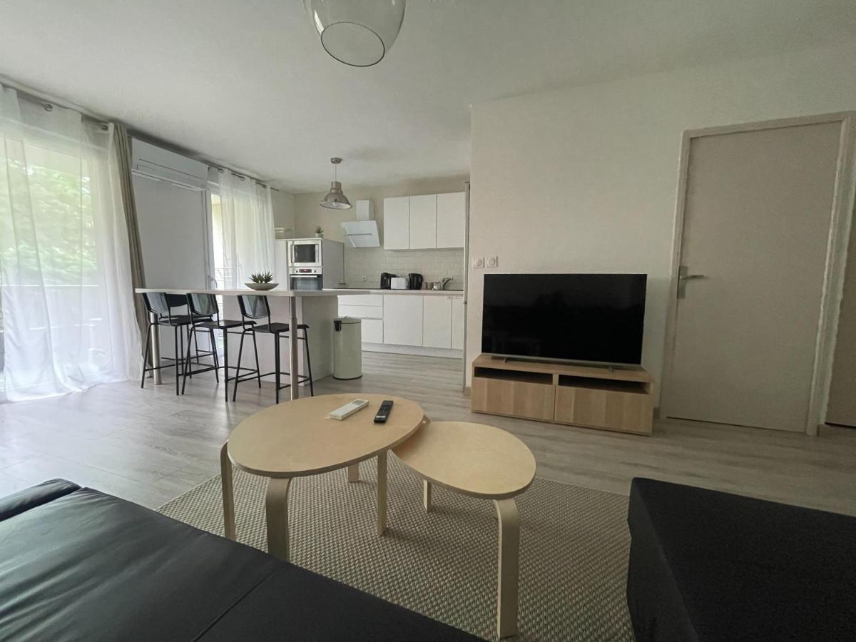 Splendide Appartement 3 Pieces - Parking Et Clim วาลองซ์ ภายนอก รูปภาพ